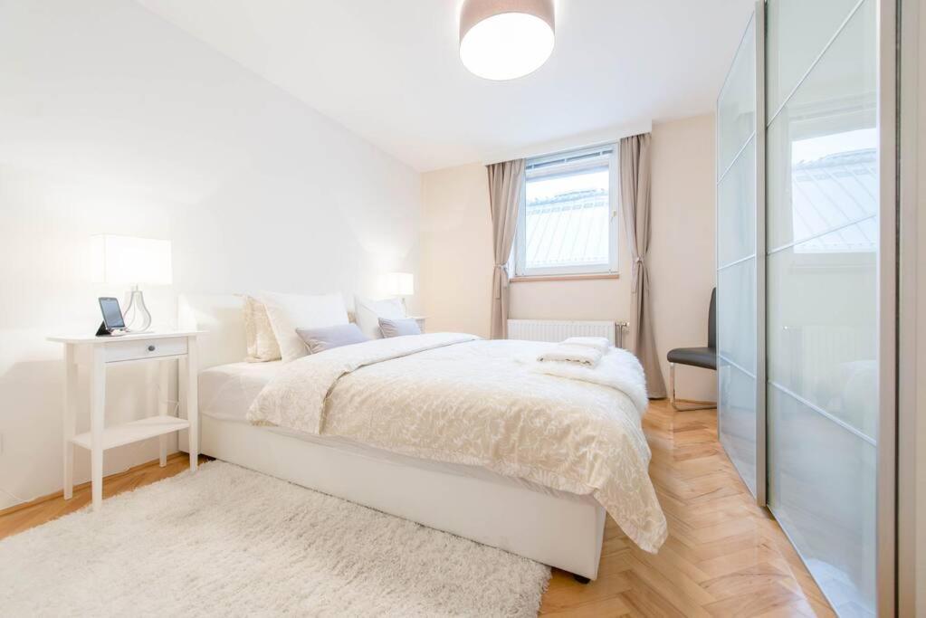 Venus Apartments - Renate Budapest Bagian luar foto